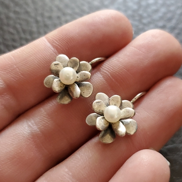 Sterling silver earrings - Picture 2 of 7